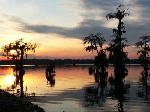 Sunset at Lake Martin, photographed by Leon Henry.