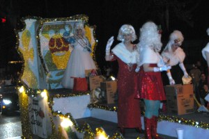 My best queenly wave!