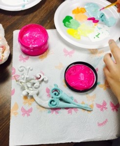 painting ornaments